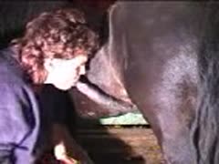 Matured whore swallows horse orgasm after a hot blowjob